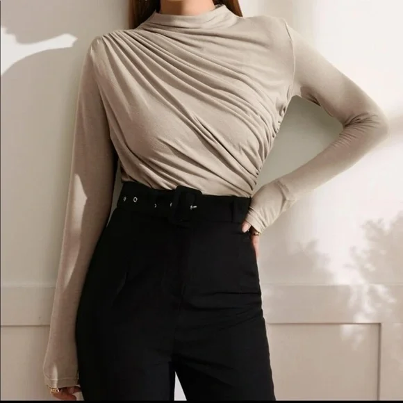 Elegant Classy Work Office Long Sleeve Ruched Top Blouse - Picture 6 of 8